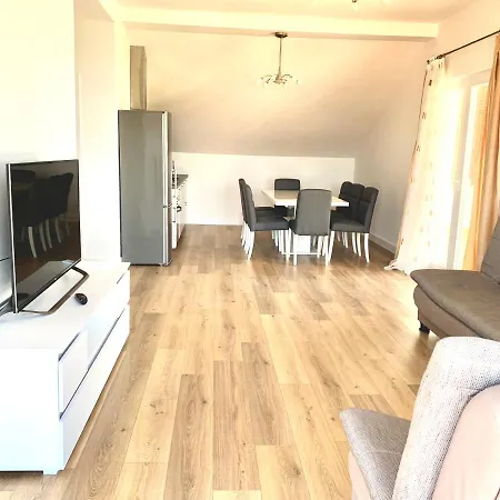 Comfort & Style 2nd Floor Apartman