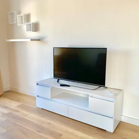 Comfort & Style 2nd Floor * ビビニェ