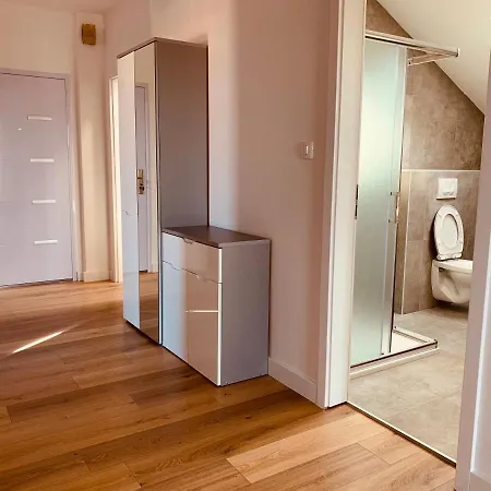 アパート Comfort & Style 2nd Floor *